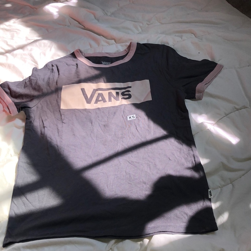 vans grey and pink t shirt